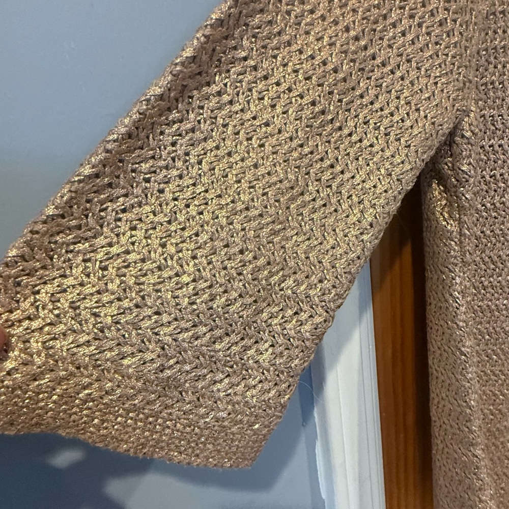 Chico's Textured Knit Sweater in Gold Chico’s Size 3 large - Picture 2 of 5